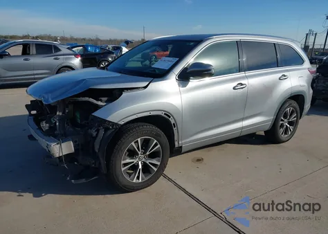 2016 Toyota Highlander Xle V6 z USA, uszkodzony, nr VIN 5TDKKRFH5GS136586